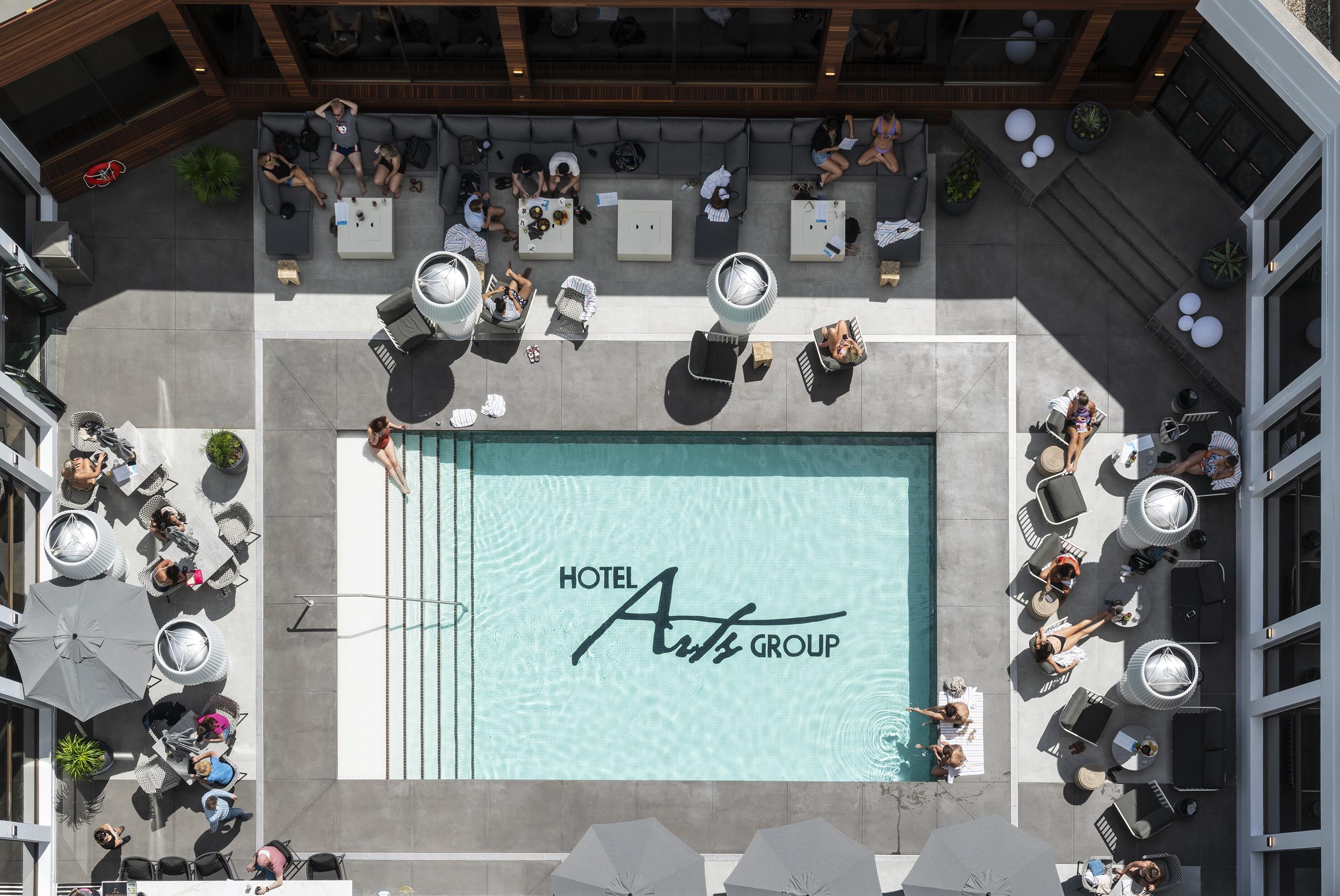 Hotel Arts Calgary Exterior photo